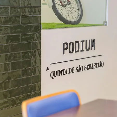 Ap Victoria Sport And アルブフェイラ