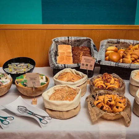 Ap Victoria Sport And 4* アルブフェイラ