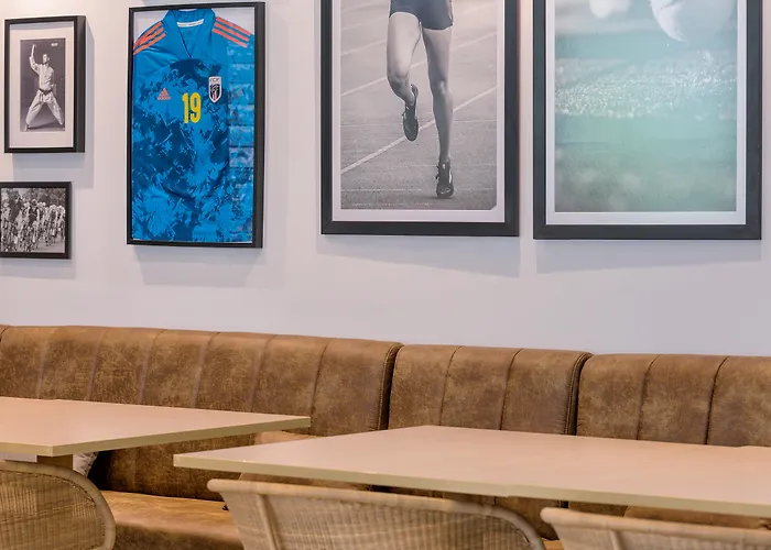 Ap Victoria Sport And מלון 4*