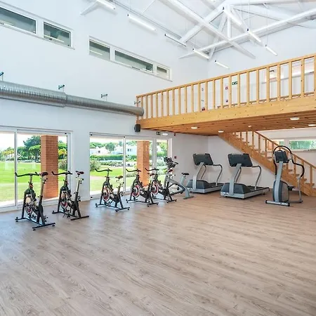 Ap Victoria Sport And 4*