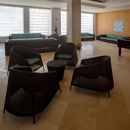 Ap Victoria Sport And אלבופיירה